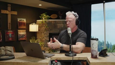 Episode 2,574 - Actress Kyra Sedgwick is Terrified for Women But Not THESE Women