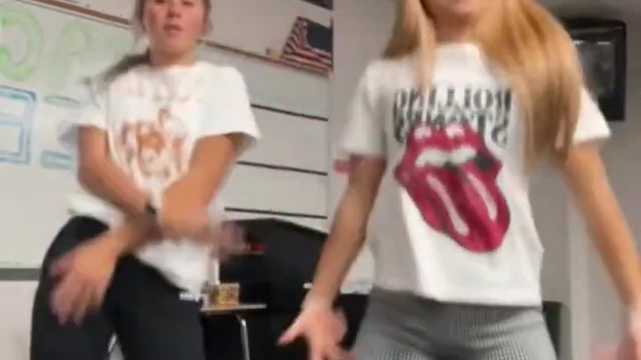 TikTok bop Challenge 🍎