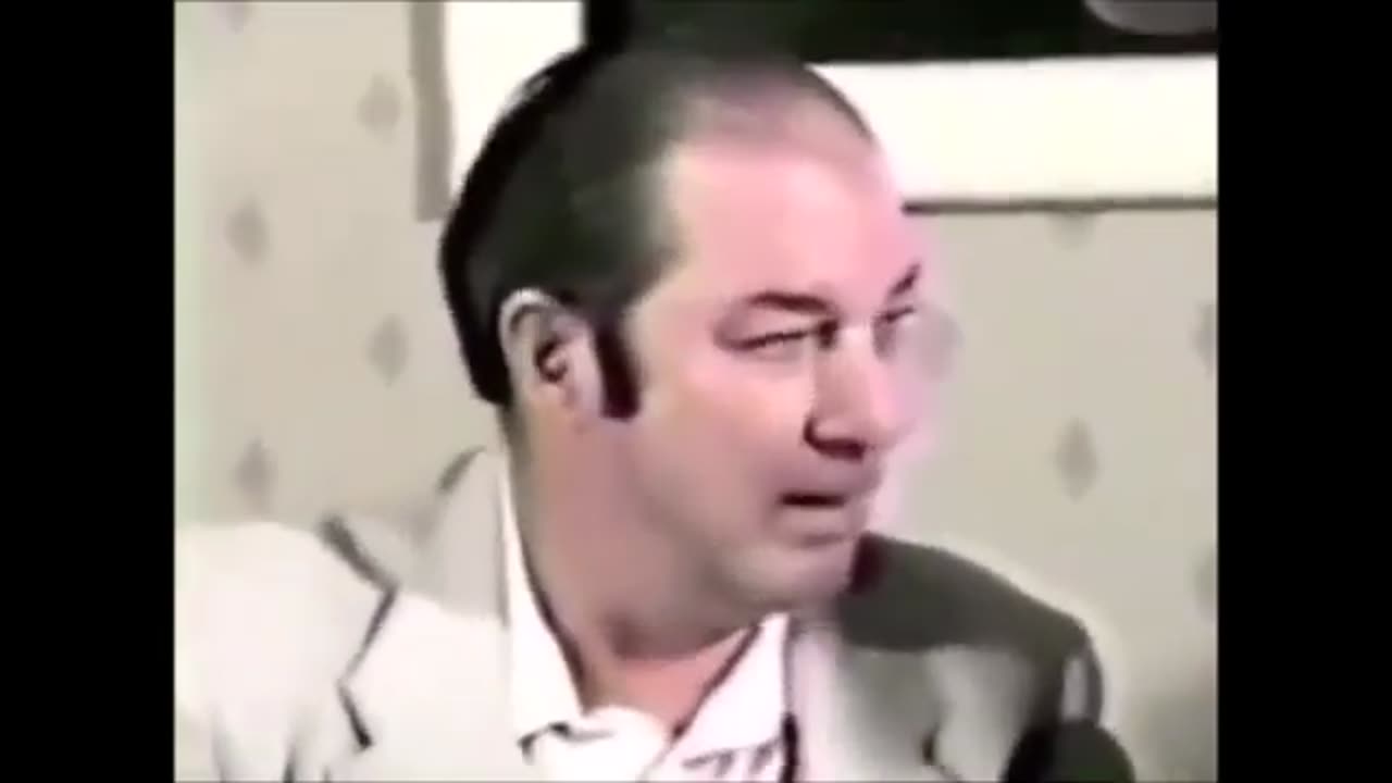 Look at the speed of that Unidentified Submerged Object...mind blowing!