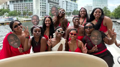 Miami Yacht Charter – 53′ Azimut Exclusive Rental❤️💯