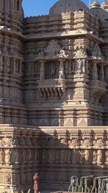 They Did Not Stack Stones They Carved Straight Down Into A Single Solid Rock!?