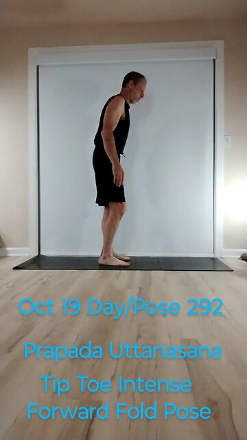 Prapada Uttanasana / Tip Toe Intense Forward Fold Pose