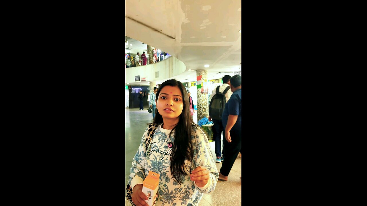 Doing #shopping in Delhi! 🤔