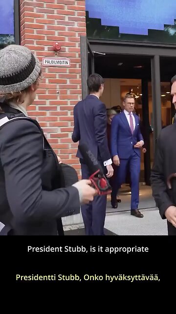 🇫🇮A Finnish journalist was arrested after asking President of Finland