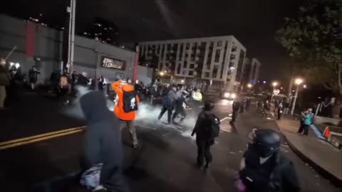 Trump Supporters Clash with Antifa Outside Portland ICE Facility — Federal Agents Intervene