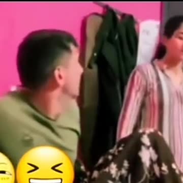 "दो औरतों के बीच फँसा एक आदमी"