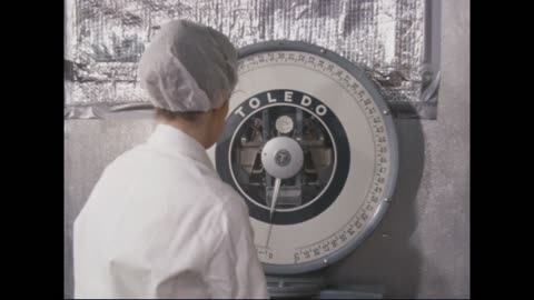 MSC (News Media) Space Food Preparation - MSC (News Media) Space Food Preparation - 255-fr-6125