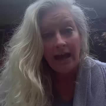 Ministry Minute - Matthew 6:43-45 - Blessing our enemies #christiantruths #godsword