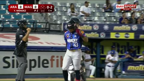 Yohander Méndez llegó a 100 ponches