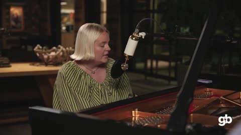 Here's Emma Nissan, Who Glenn Beck Says Is Like Adele, Ella Fitzgerald, and Billie Eilish in One