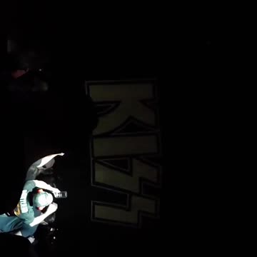 #ShittyMillennialVideos📱📹🎬 KISS 💋 - Intro 🎭 @ Moda Center Portland, OR 02/01/2019