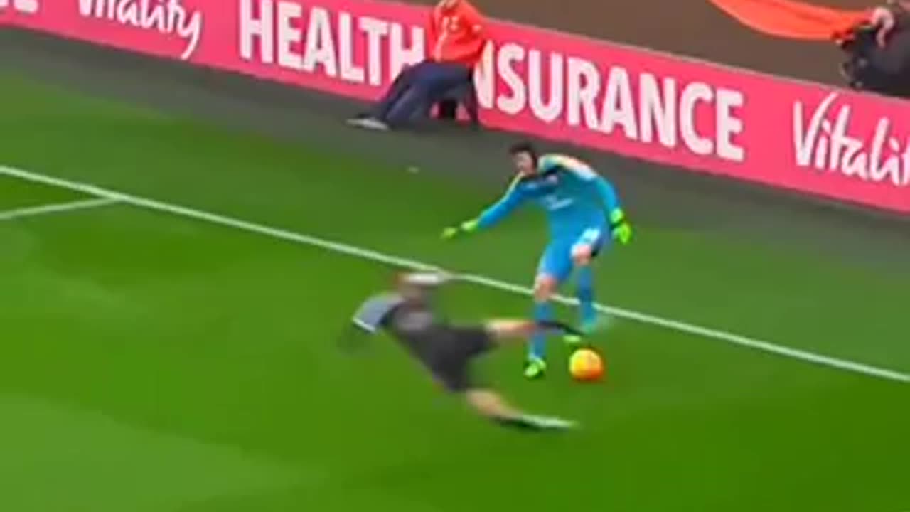 Best Keeper Saves 2025