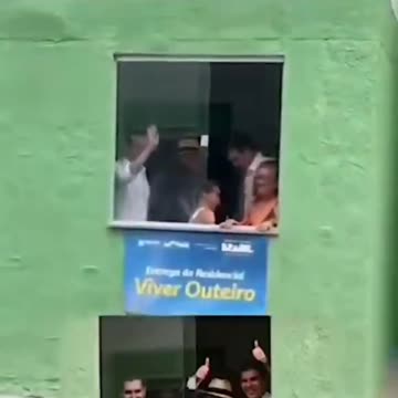 Tudo que é mentira, um dia vem a tona .