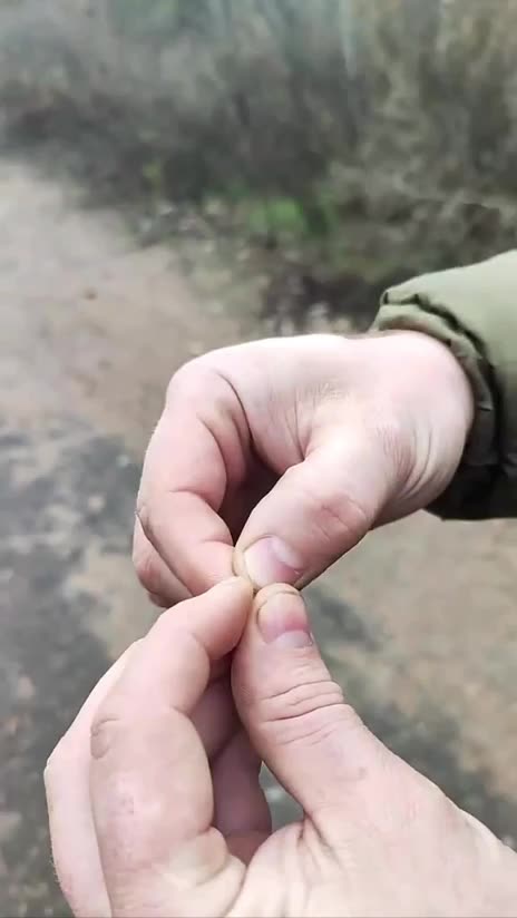 Ukrainian Sneaks Up On Sleeping Ambush Drone and Pulls the Plug on Fiber-Optic Cable