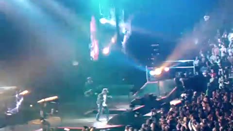 12-5-2011 Guns N Roses Paradise City Live