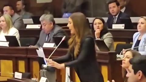 🚨Quốc hội Ecuador vỡ òa trong tiếng vỗ tay tán thưởng cho sự TỰ DO của Venezuela: