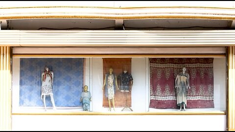 Saliendo del escaparate