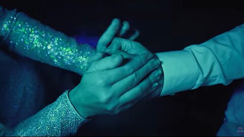 018 Brady Beats and The Token Girl - Hey (Official Music Video)