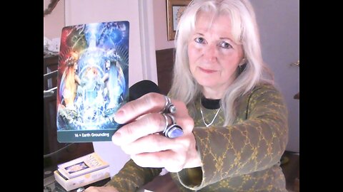 Daily Tarot - Any Day or Jan 24 2025 Dark or Light?