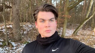 10 Signs You’re More Attractive Than You Think