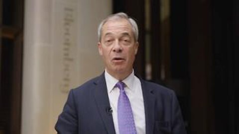 Crown stooge Farage - back in the city - with his old mates