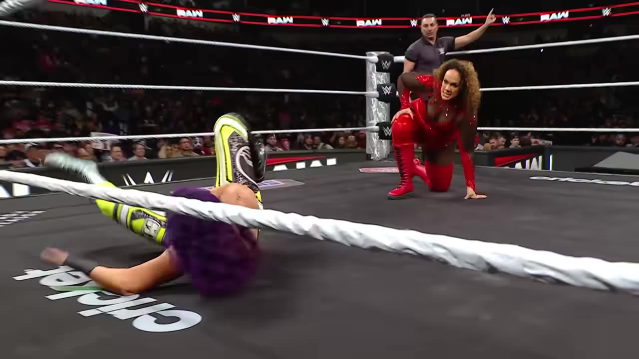 Roxanne Perez gets escorted out following confrontation with Bayley: Raw highlights, Jan. 20, 2025