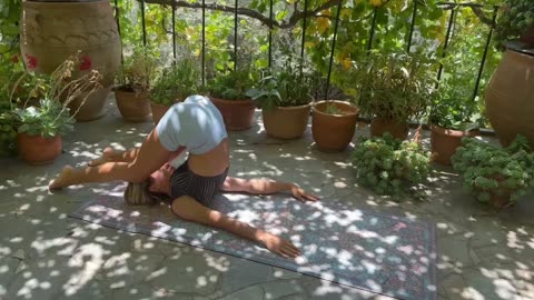 GARDEN FLEXIBILITY STRETCHING