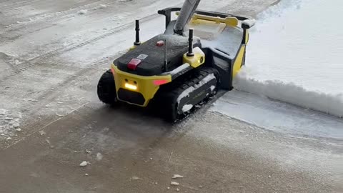 First Time Using the Yarbo Snowblower
