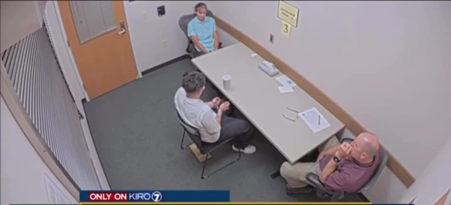 EX-BOYFRIEND GOES CRAZY ATTEMPTED KIDNAPPING CAUGHT ON CAMERA