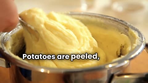 FlavorVille Waffle Cone Feast 🍗🥔 Chicken, Potatoes, Cabbage & Gravy