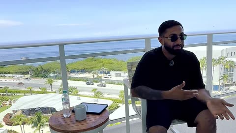 Travel Hack That Saved Me Hundreds! | $20 Tip for a FREE Hotel Upgrade