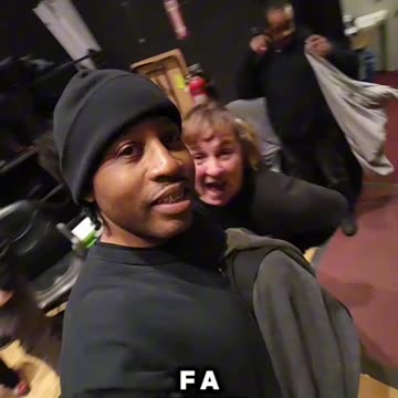 IM NOT POPULAR, JUST REAL PEOPLE MESS WITH ME