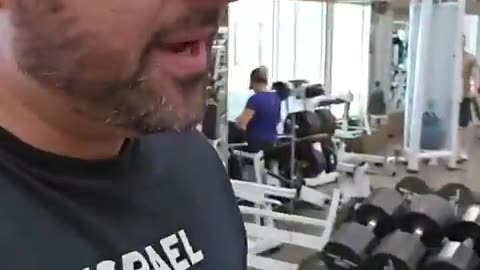 Pro-Palestinian spews anti-Semitic rhetoric as he gets arrested for trespassing at the gym...