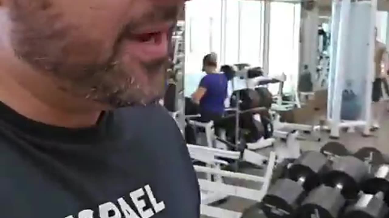 Pro-Palestinian spews anti-Semitic rhetoric as he gets arrested for trespassing at the gym...