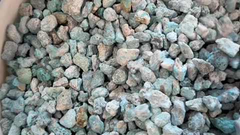 20251025-03 Turquoise Cabochons: Small-Sized Material with Inherent Luster