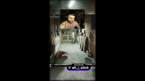 Turned on night vision and saw my cue to LEAVE 😭💨