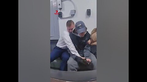 Suspected shoplifter pulls gun on police officer in Ohio Walmart