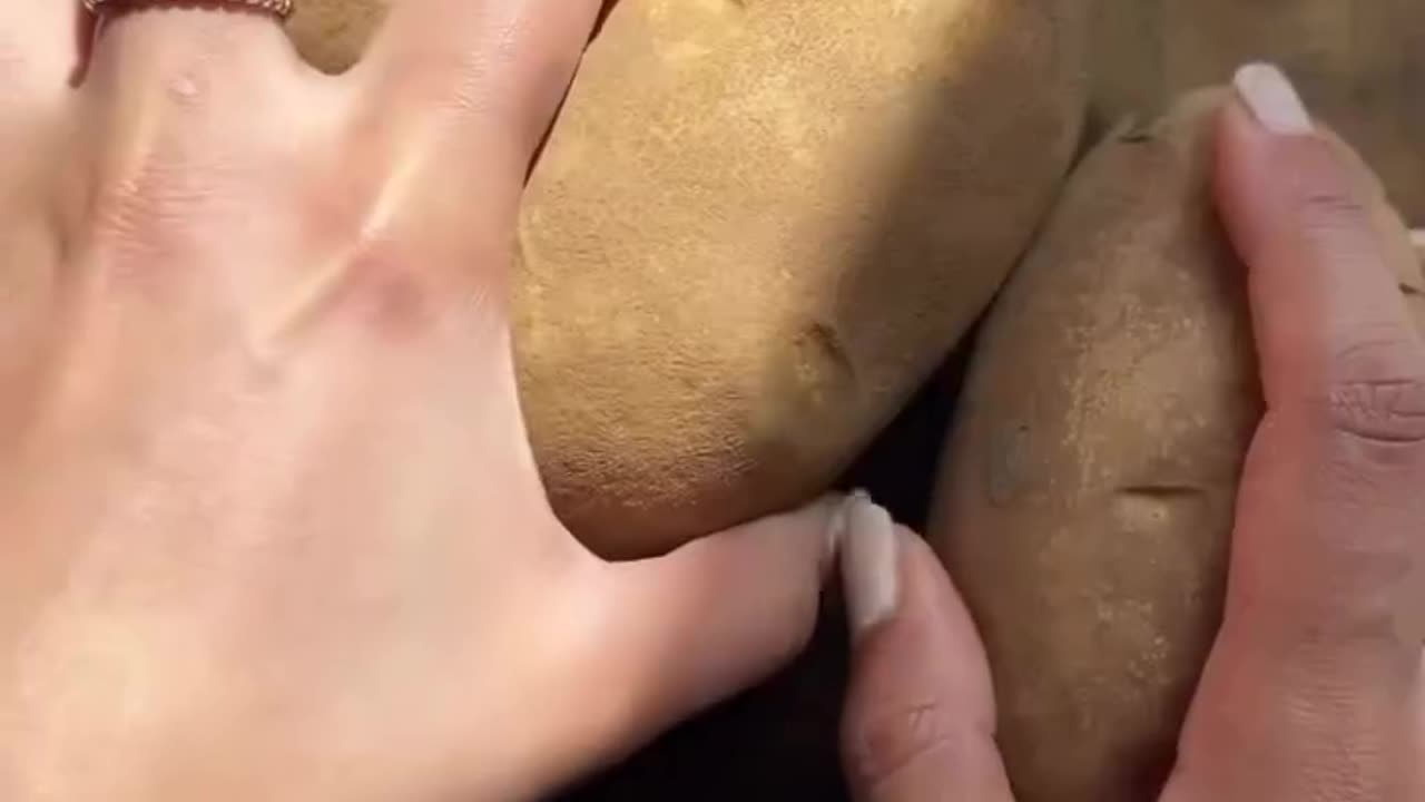 Mozzarella stuffed potato cheese puffs