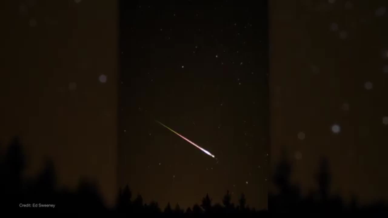 Skywatch Alert! Mercury–Mars Conjunction, Leonid Peak & Saturn’s “Disappearing” Rings! 🌌🔥