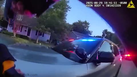 Officer fatally shootis knife-wielding suspect after 2 people were stabbed