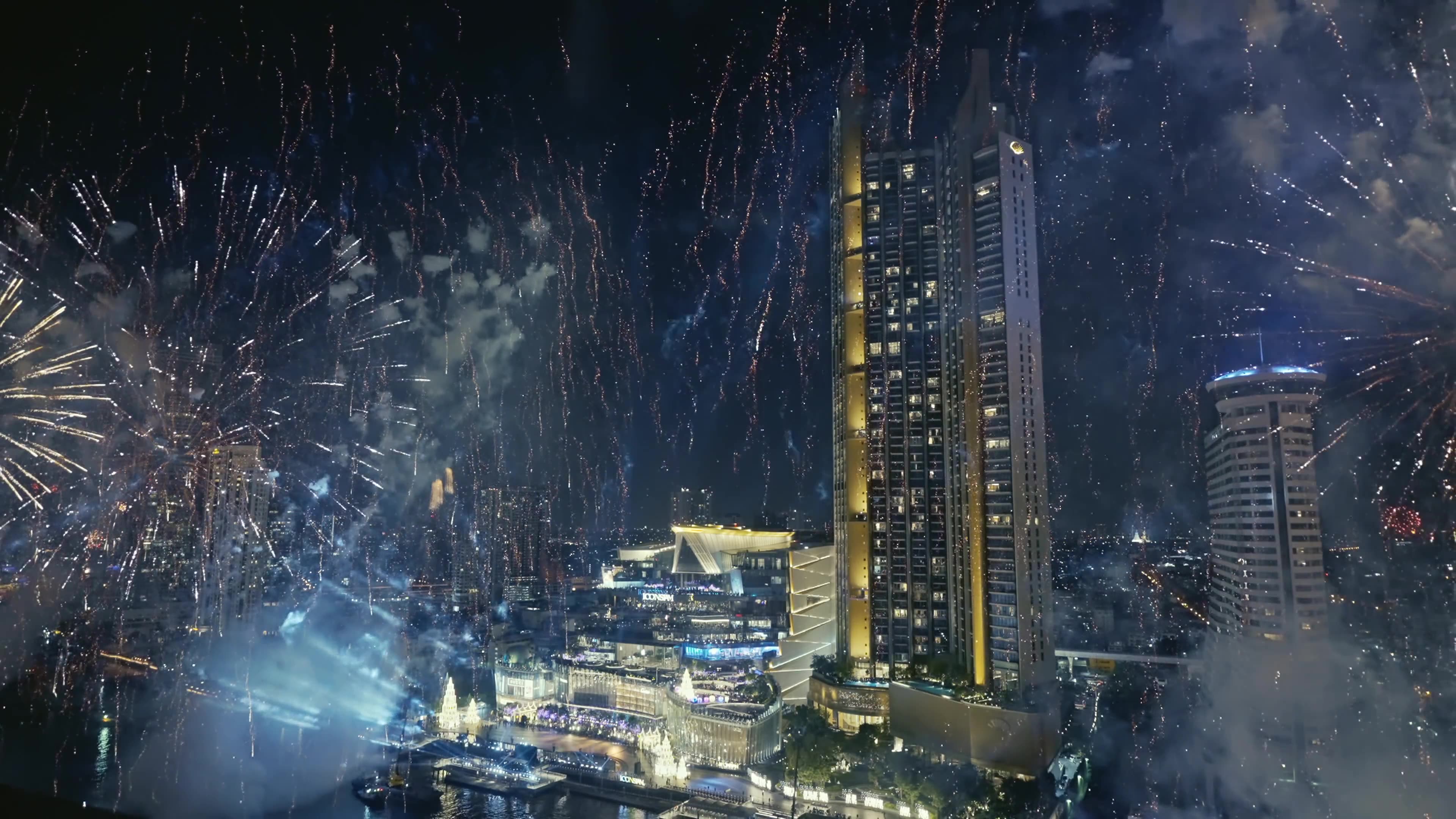 Bangkok Fireworks 2025 🎆 | Dad & Lad Adventures Celebrate in Thailand!