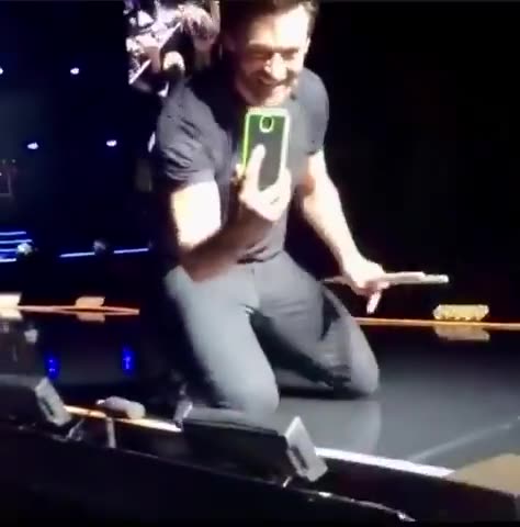 Overexcited fan finally meets Hugh Jackman and can’t control himself.