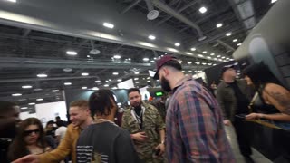 MILF date at ComplexCon with DJ Akademiks