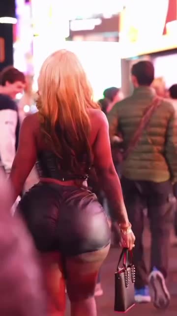 I do this everyday. Too many fat booty.