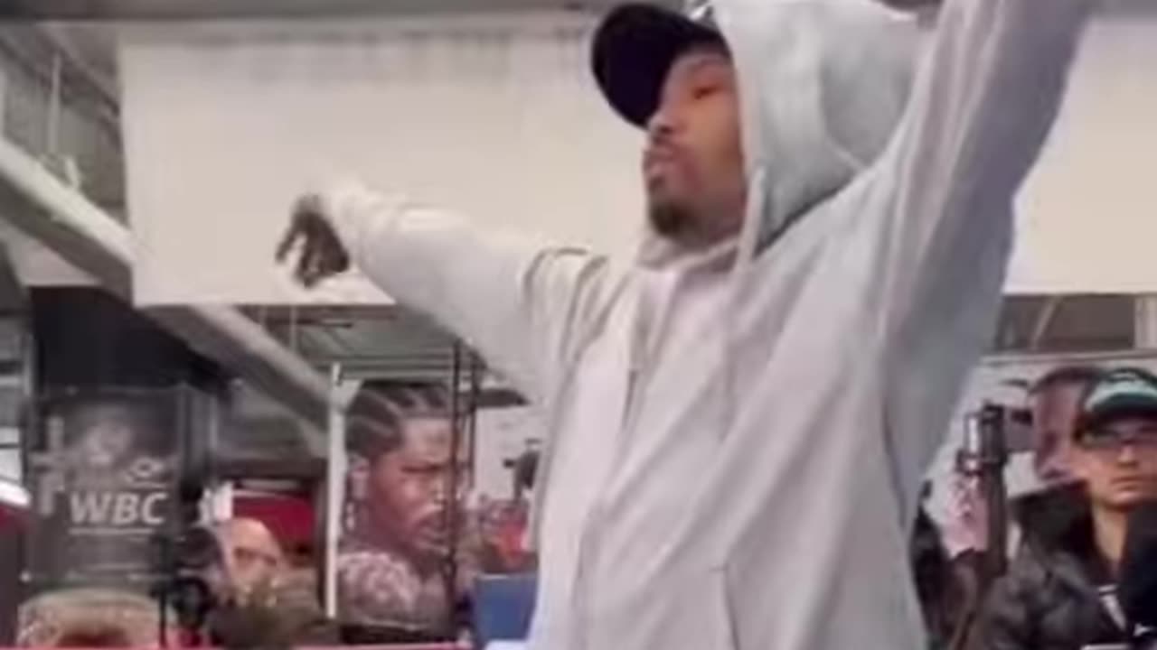 TANK TEAM AND YOU boxing gervontadavis team