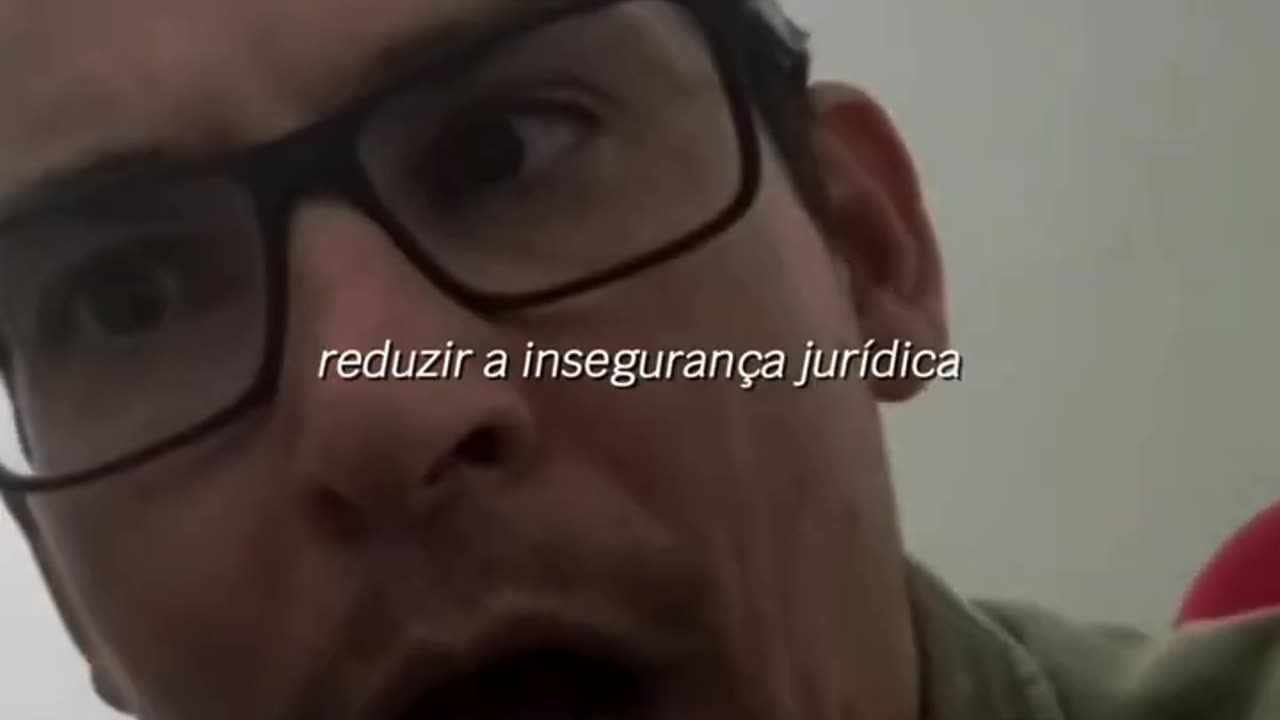 ISSO É REVOLTANTE