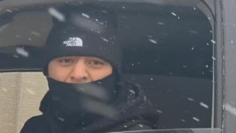 EPIC! “We’re Here to Arrest a Child Sex Offender!” – Fed Up ICE Agent CALLS OUT Media as Activists Impede Operations in Minnesota: “That’s Who You Guys Are Protecting. Insane! "We are trying to arrest a child s*x offender" ICE agents