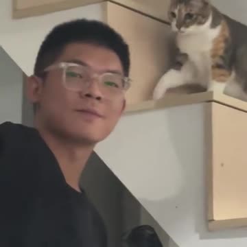 Love turns to hate so quickly 😂