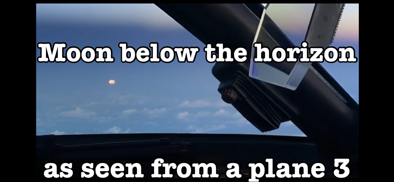 The moon below the horizon as seen from a plane 3