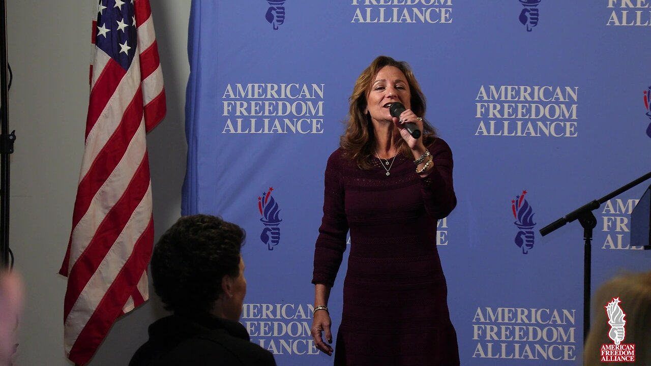 Cantor Ilysia Pierce sings the American and Israeli National Anthems